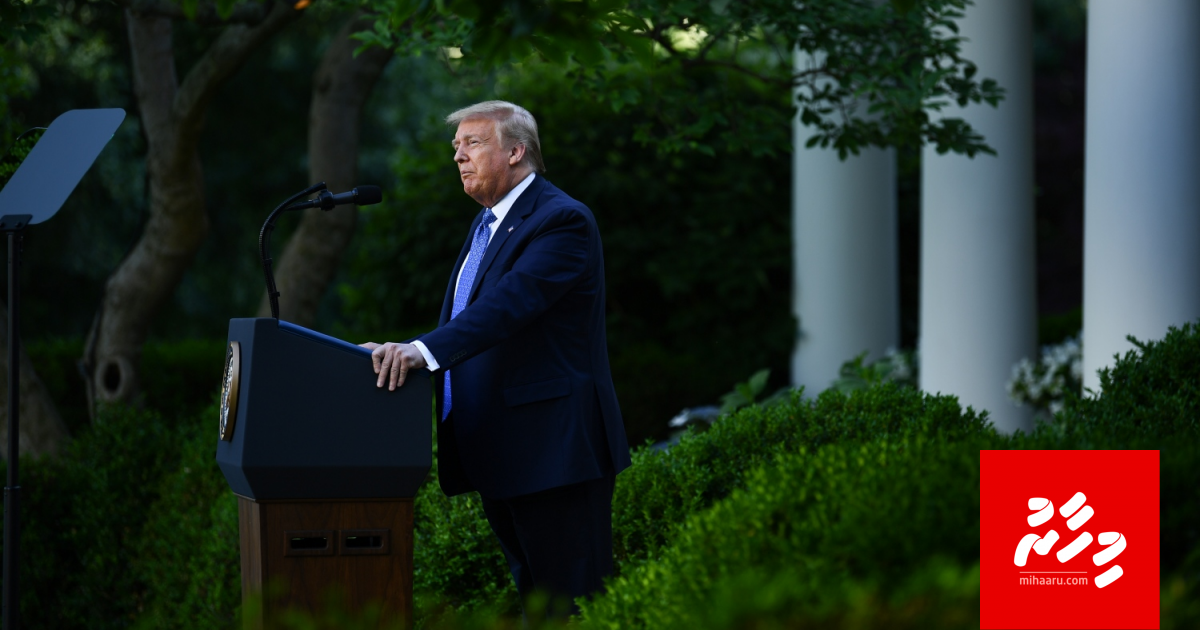 Muzaaharaa thah hoonu vumun White House ge bunker ah Trump vahdhan jehunu