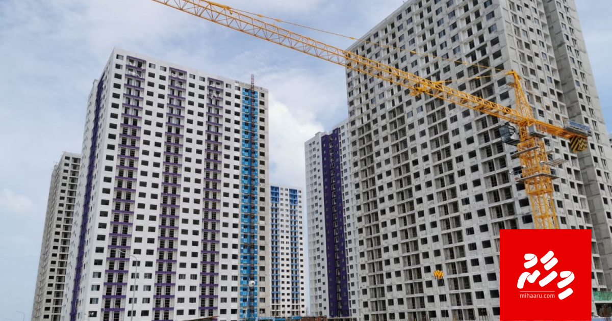 Nasheed vidhaalhuvanee miee "Dharaneege dhanthura"aige photo kamah!