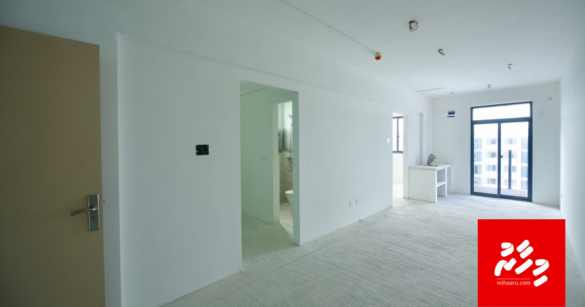 Hiyaa mashroougai himeney 1 kotareege flat thakeh naalhaa: Aslam