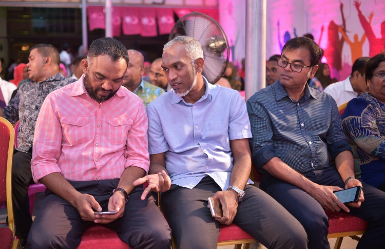Alah kaiveni kuraa meehunnah 1,000 flat dhenee
