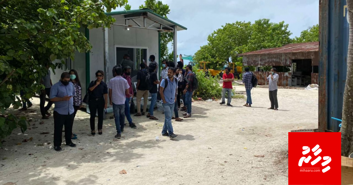 Bidheyseennaa havaalu veveynee kon baekkan engigen: RIX