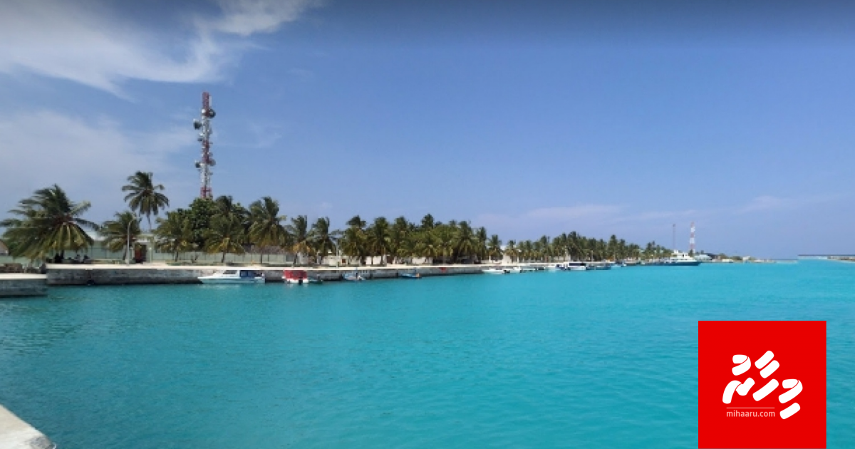 Savaaree boat ge case thakaa hedhi Dhidhoo aai Vashafaru adhi Nolhivaranfarah ves araifeybun manaakoffi