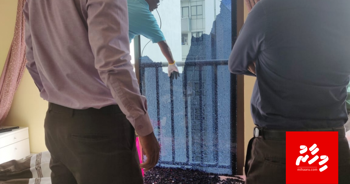 TATA flat thakuge billoori thah thelhenee, Aammun samaaluvey!