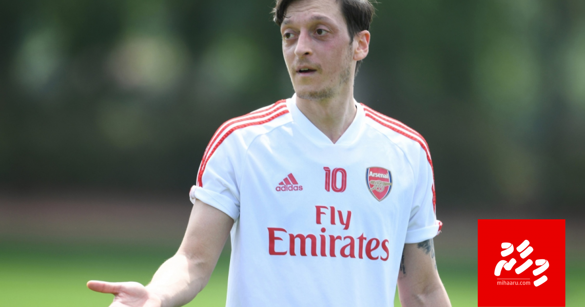18 million pound dheefai Arsenal in Ozil dhookollanee
