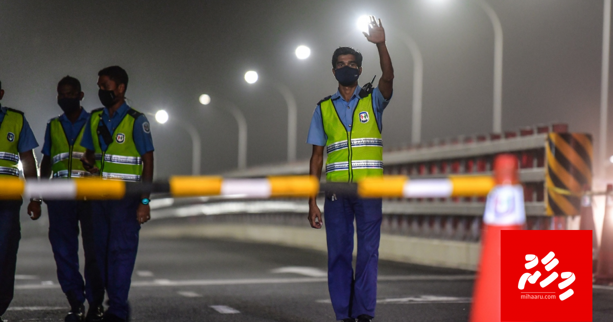 Vehicle thah manaakuri nimmumaa medhu hiyhama nujehijje!