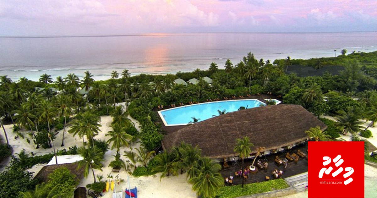 Maalee haalathu dhahvumun Canareef resort 2 aharah bandhu kuranee