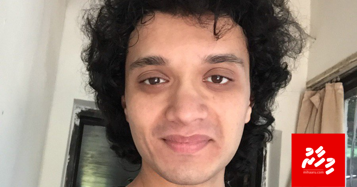 "Bad Boy" ge bathalakee Mithun ge dharifulhu Namashi Chakraborty