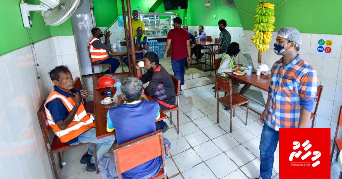 Roadhamas feshendhen Cafe/Restaurant thah mendhamu 1 jahandhen hulhuvaafai behetteyne