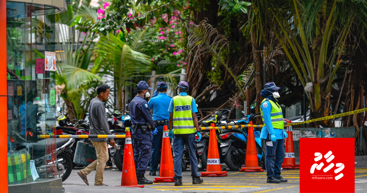 Breaking: Male in 3 vana meehaku positive vejje