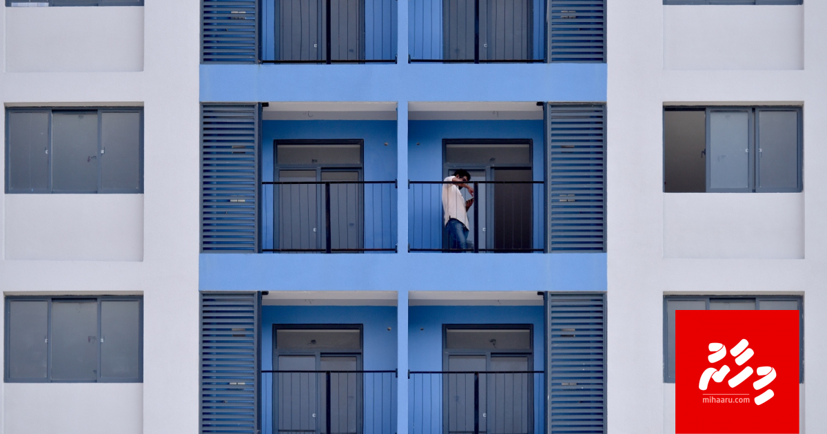 Meehun noolhey hiyaa flat eh ge fen bill ah 6,700 rufiya!