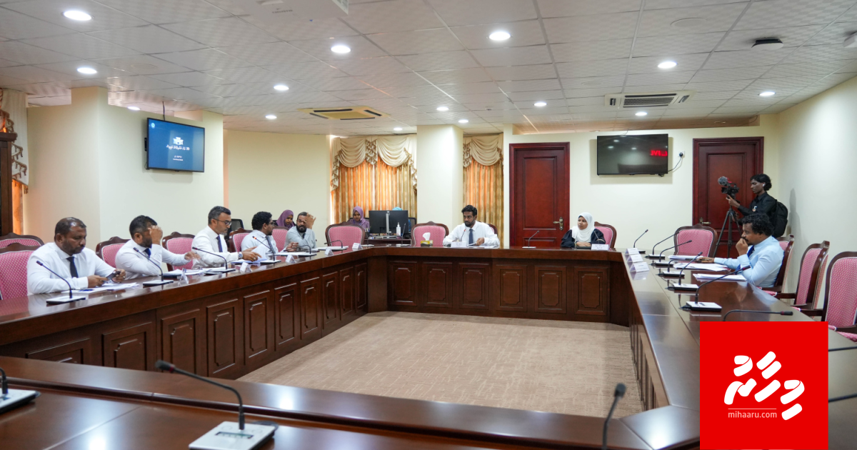 Furihama minivankan libeynee AG unikurumun: Bar Council