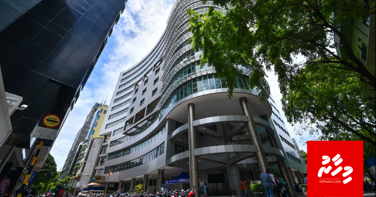 Siyaasee magaamuthah madhu kuran fashaifi