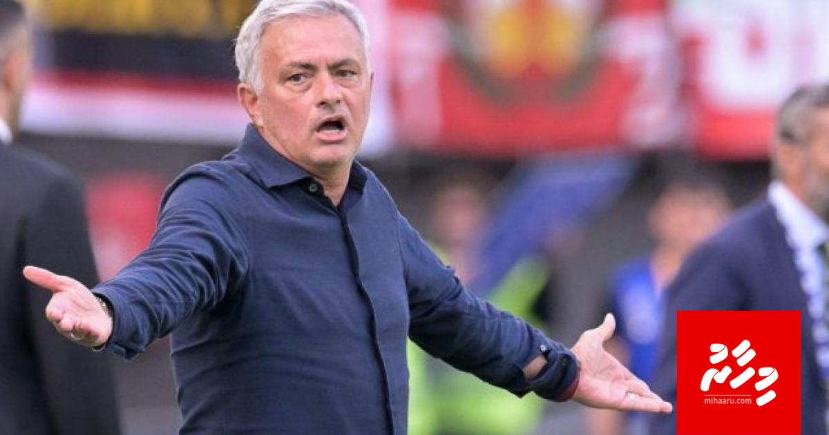 Turkey league gai thibee varah feekalhaa Refereen: Mourinho