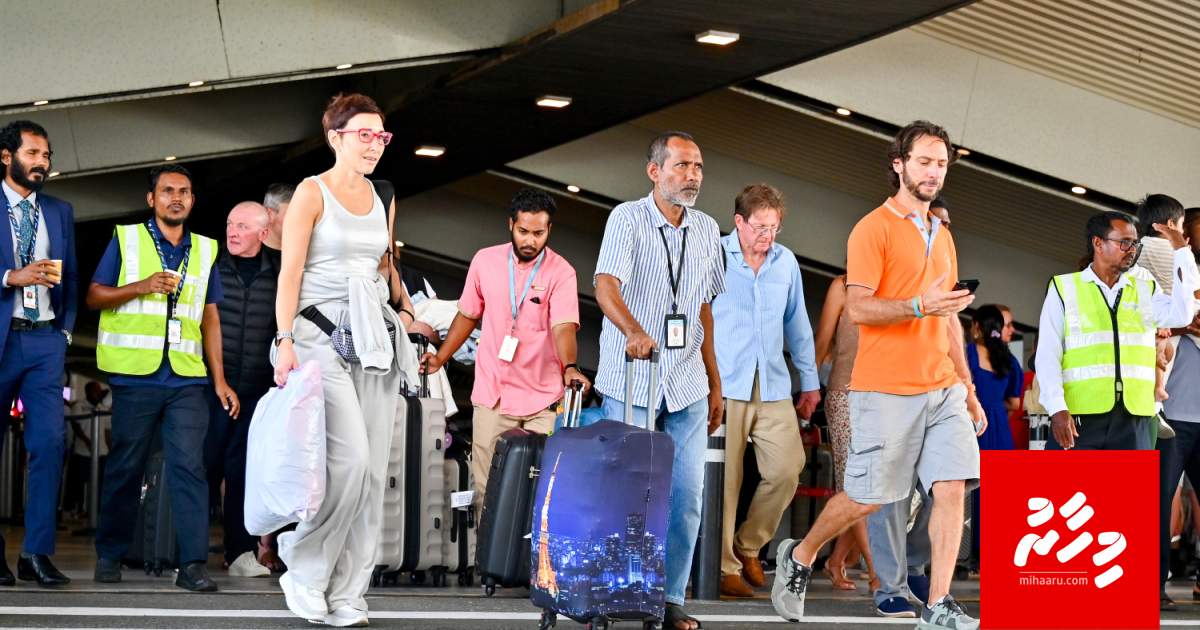 Iyye akee Velana Airport ge arrivals 3 vana ah emme mathivi dhuvas!