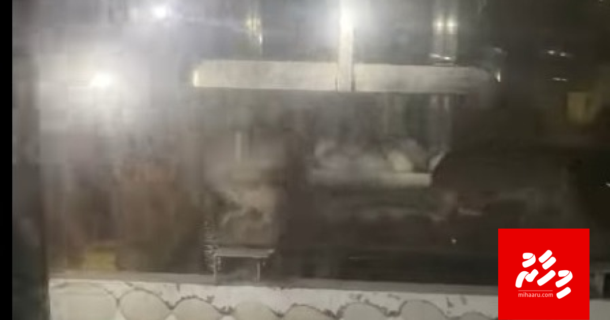 Cafe ehgai kaa ehchehi bahattaa rack gai meedhaa thakeh dhuvaa video eh