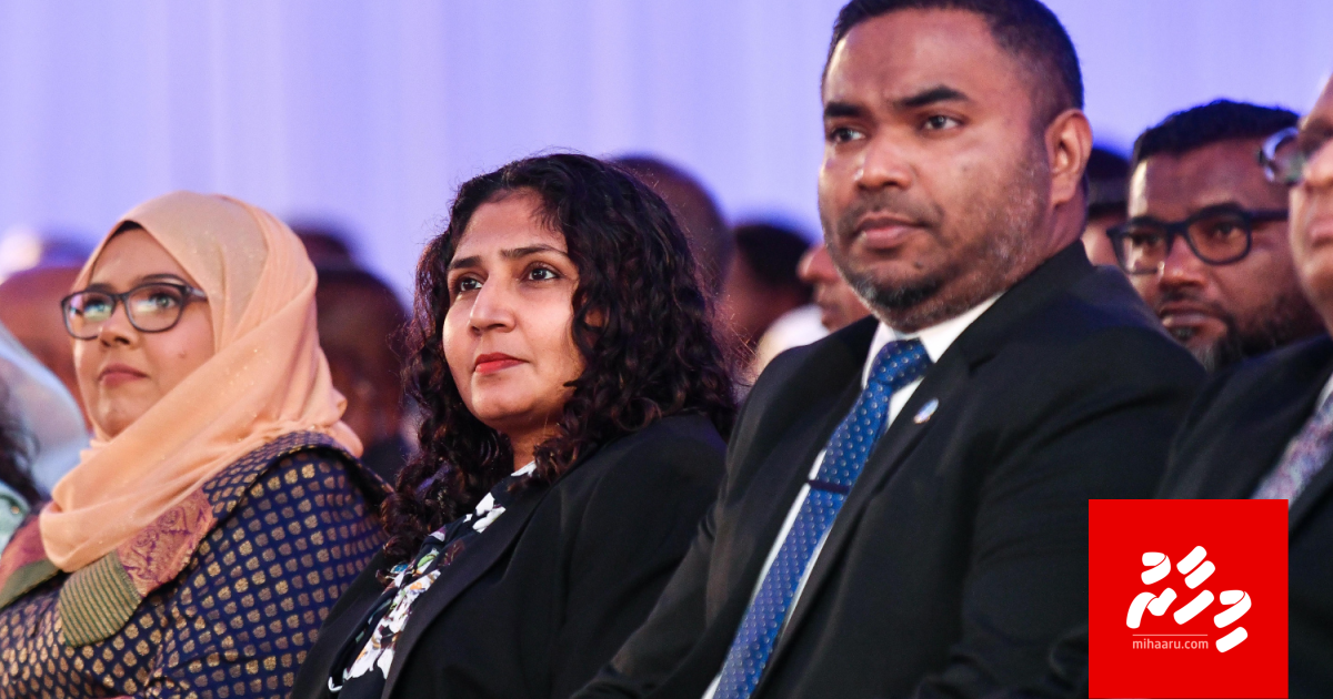 Fandiyaaru Azmiralda aai Mahaaz vaki kuran Majileehah fonuvan ninmaifi