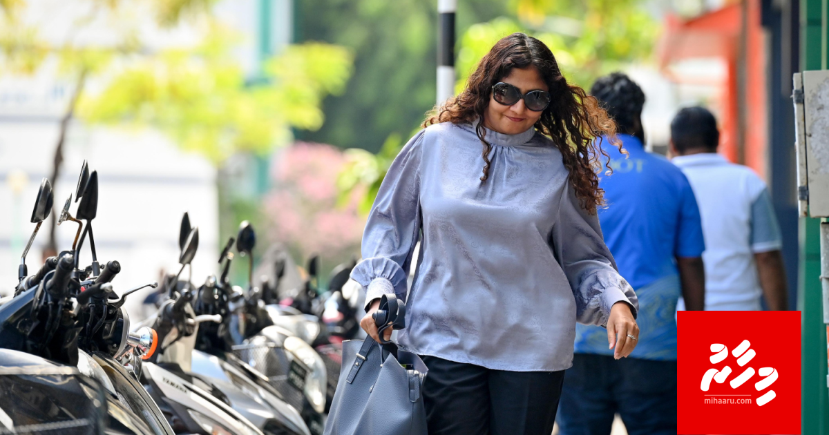 Majilis committee ah haaziruvumuge furusathakah Fandiyaaru Azmiralda edhivadaigenfi