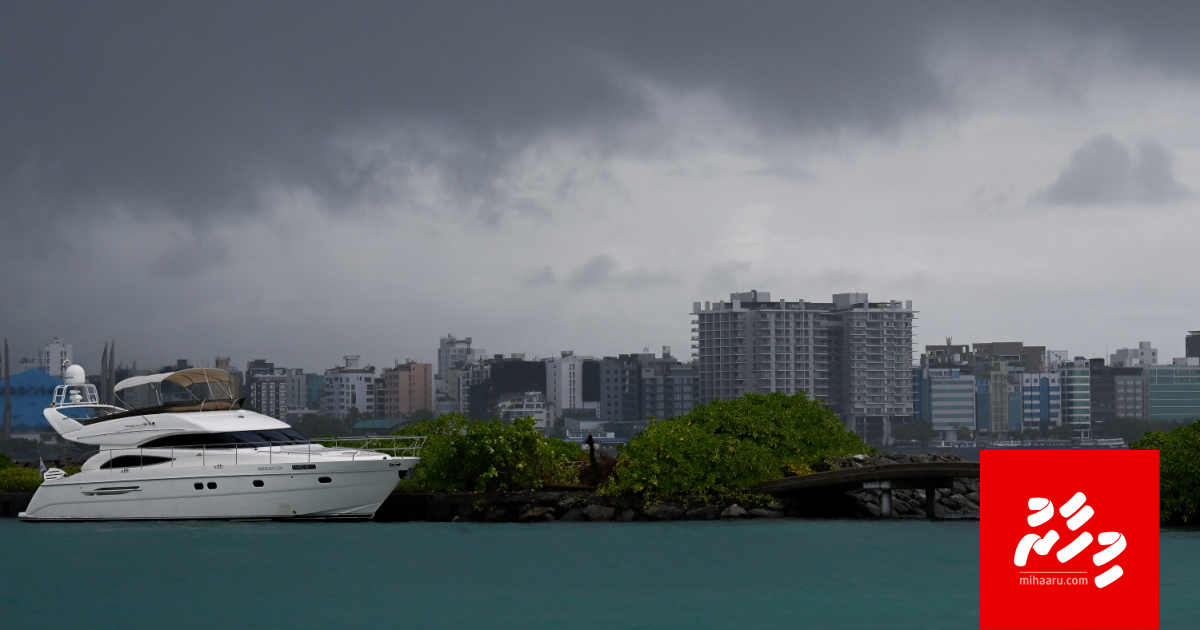 Maadhamaa in feshigen 4 dhuvahah moosun goas vaane
