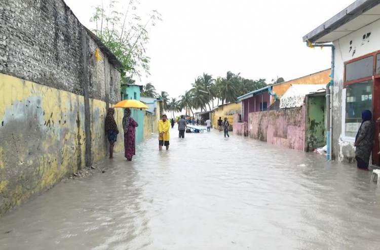 ރާއްޖެއަށް ގިނައިން ކާރިސާތައް ދިމާވާތީ ކަންބޮޑުވެއްޖެ