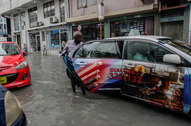 ޓެކްސީ ހިދުމަތަށް ބޮޑު ބަދަލުތަކެއް، އެކަމަކު ޝަކުވާ
