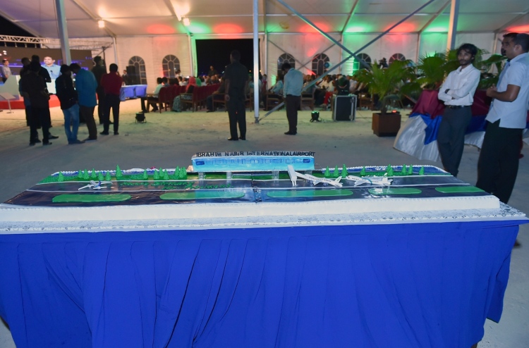 އާ ޓާމިނަލަށް ސައުދީން ދޭ ލޯނުގައި މި މަހު ސޮއިކުރަނީ