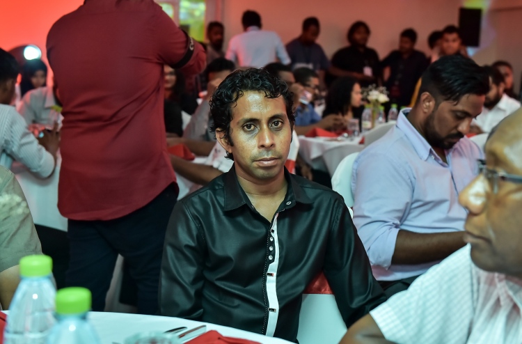 އެކްސިޑެންޓުވި، ޒަހަމްވި މީހާއަށް އެހީވަން: އަލީ