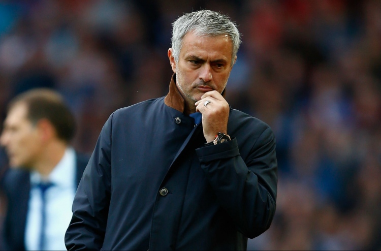 ޔުނައިޓެޑުގެ ތަރިން މޮރިީނިއޯއާ މެދު ދެކެނީ ކިހިނެއް؟