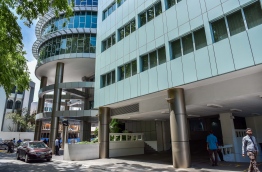 ވެލާނާގެ އިމާރާތް. ސިވިލް ސާވިސް ވަޒީފާތަކުގައި އުޅޭ މީހުން ރިޓަޔަކުރުމަށް ފަހު ވަޒީފާއަށް އަލުން ނުކުންނަ ނަމަ، އެ މުއްދަތުގައި ޕެންޝަން ދިނުން ހުއްޓާލަނީ -- ފޮޓޯ: މިހާރު