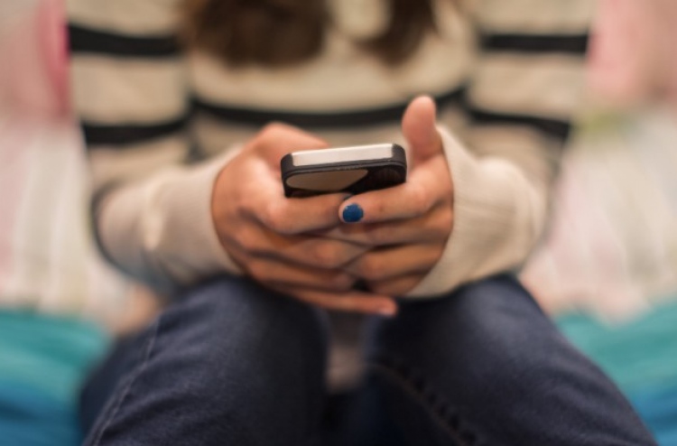 ކްލާހުގައި ފޯނު ބޭނުންކުރުން ކޮރެއާގައި މަނާކޮށްފި