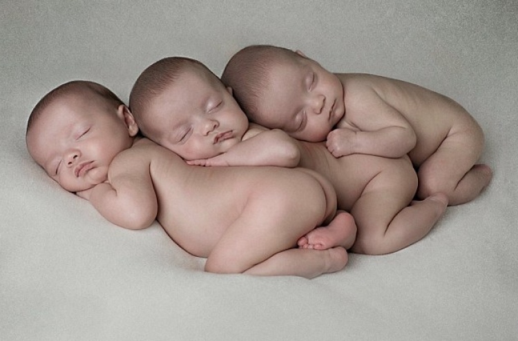 މަދުން ނޫނީ ނުލިބޭ މުޅިން އެއްވައްތަރު ތިން ކުދިން