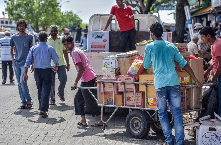 ބަންގްލަދޭޝް މީހުންނަށް ވިސާގެ މައްސަލަ ކުރިމަތިވެއްޖެ
