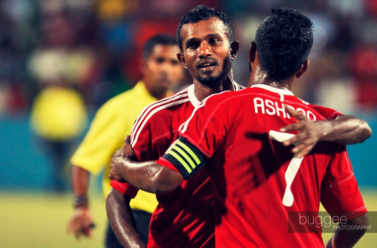 އަޝްފާގުގެ ނިންމުން ބަދަލުކުރަން އެދޭނަން: ޓޮމް