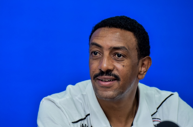 މިރޭގެ މެޗު ފަސޭހައެއް ނުކުރާނަން: ޔަމަން ކޯޗު