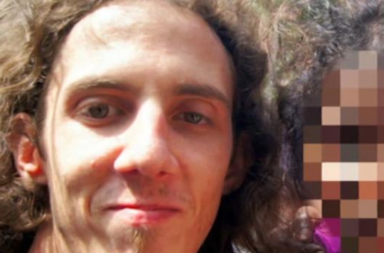 200 ކުދިން ރޭޕް ކުރި މީހަކަށް ހުކުމް ކުރަނީ