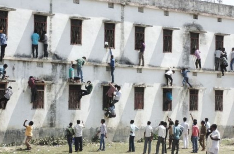 އެންމެ މޮޅު ދަރިވަރުން ޓެސްޓުގައި މަކަރު ހަދައިފި