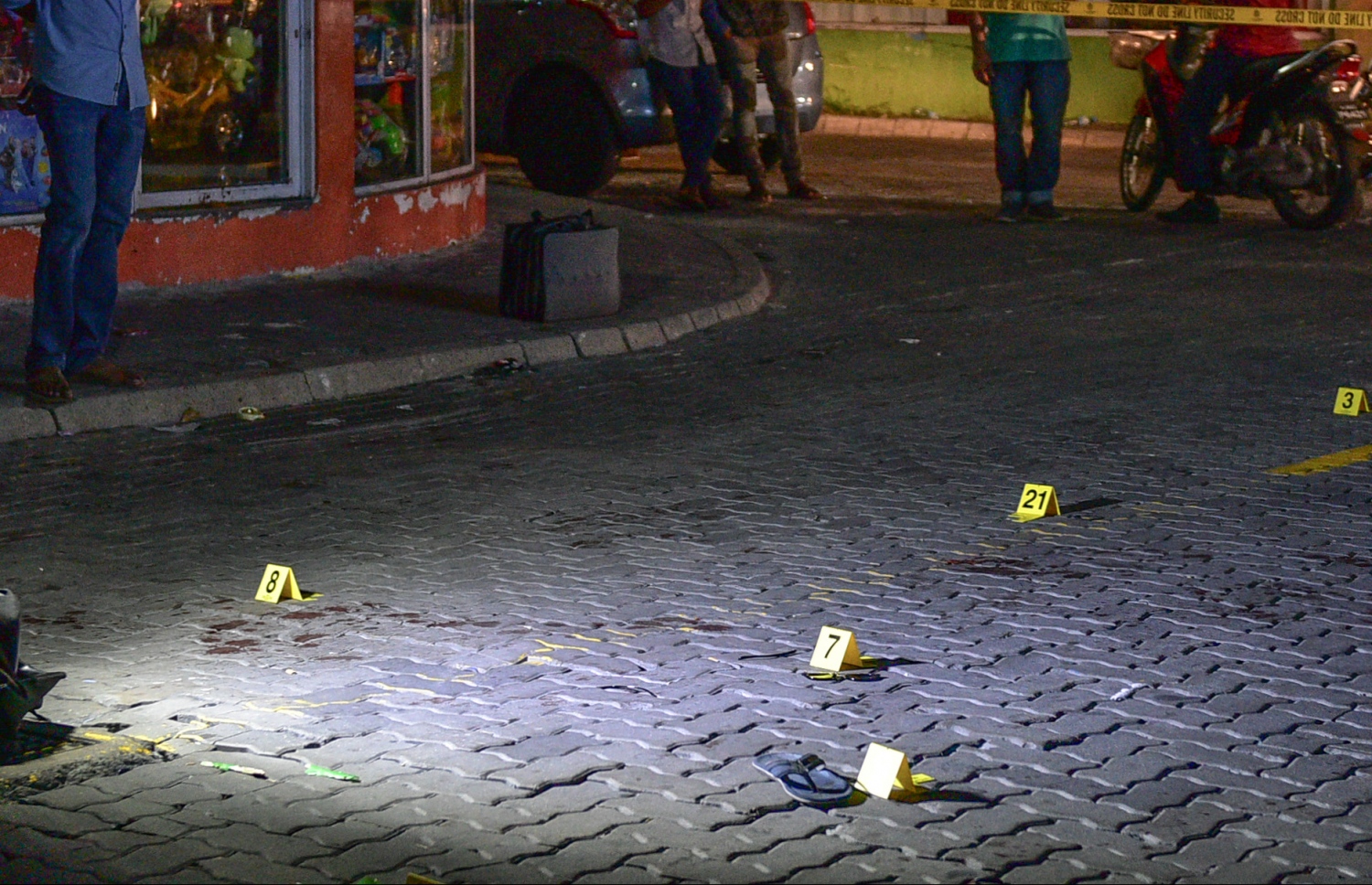 މާރާމާރީ ހިންގި ސަރަހައްދެއްގައި ފުލުހުން ހަރަކާތްތެރިވަނީ --- ފޮޓޯ/މިހާރު