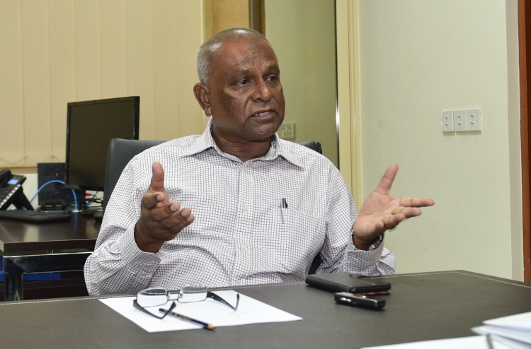 ބަންދު ސަލީމް އިސްކޮށް، ސޮލަރެލްގެ ފުރަތަމަ ފިޔަވަޅު