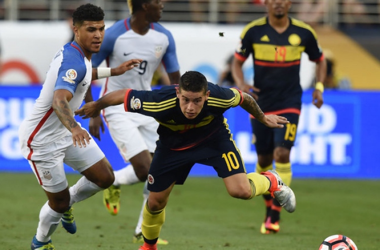 ކޮލަމްބިއާ މޮޅުވިއިރު ޖޭމްސް އަށް އަނިޔާވެއްޖެ