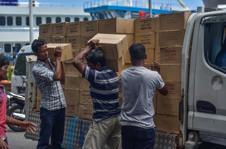 ޝަކުވާތަކަށް ފަހު، މުދާ އުފުލާ ގަޑި ބަދަލުކޮށްފި