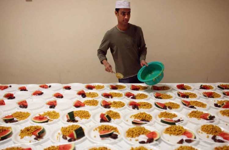 ޑެންމާކުގައި 21 ގަޑިއިރު ރޯދަޔަށް ތިބެންޖެހޭ