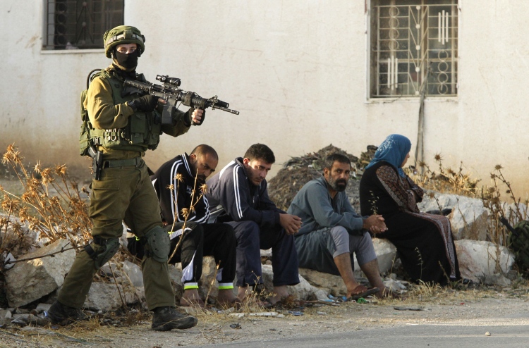 ހަމަލާއާ އެކު ފަލަސްތީނު މީހުންނަށް ދަތިކޮށްފި