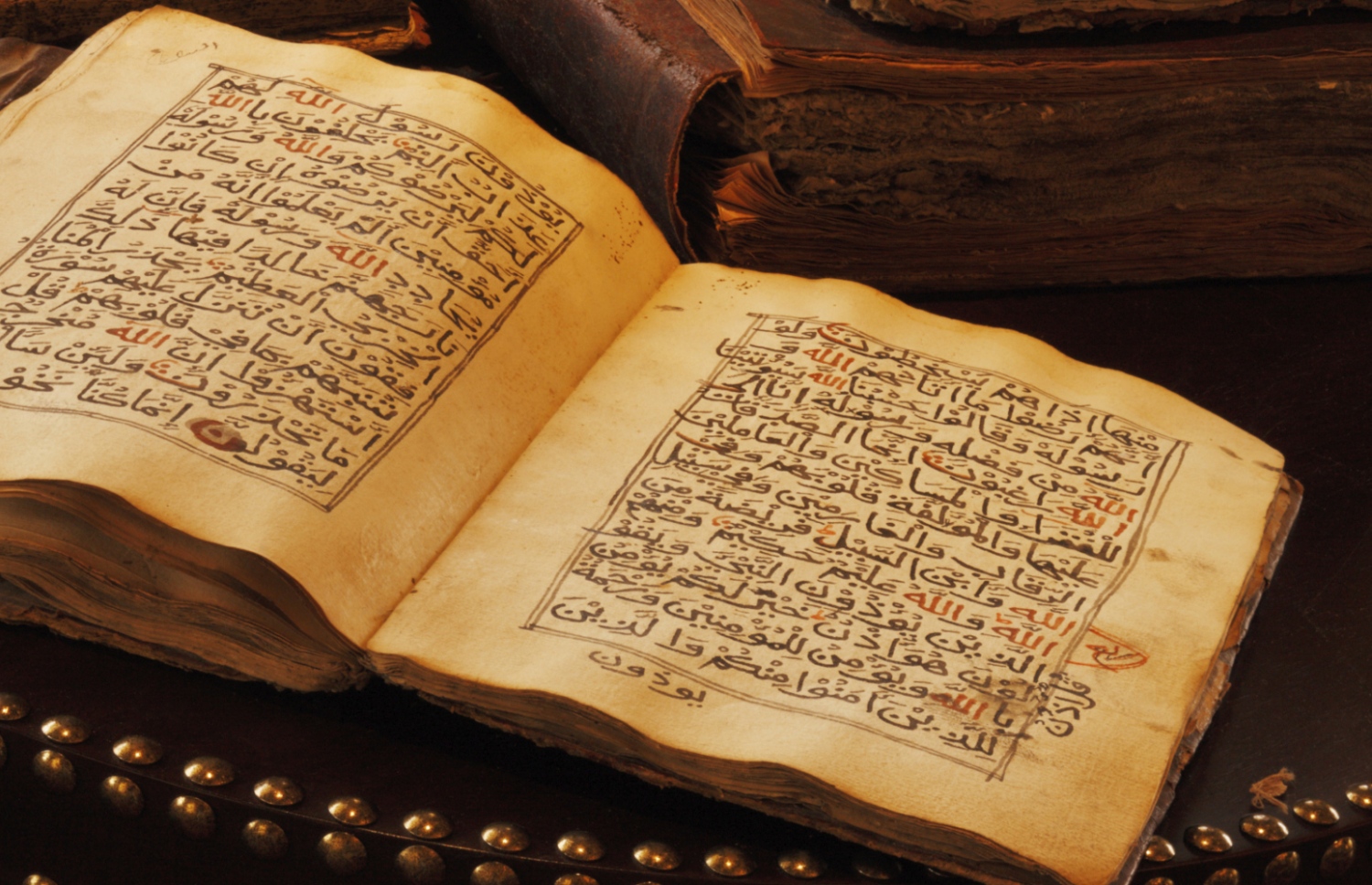 ސިހުރުން ރައްކާތެރިކަން ލިބުމަށްޓަކައި ޤުރްއާން ކިޔެވުން އާދަކުރުމަކީ ކޮންމެހެން މުހިންމު ކަމެއް.