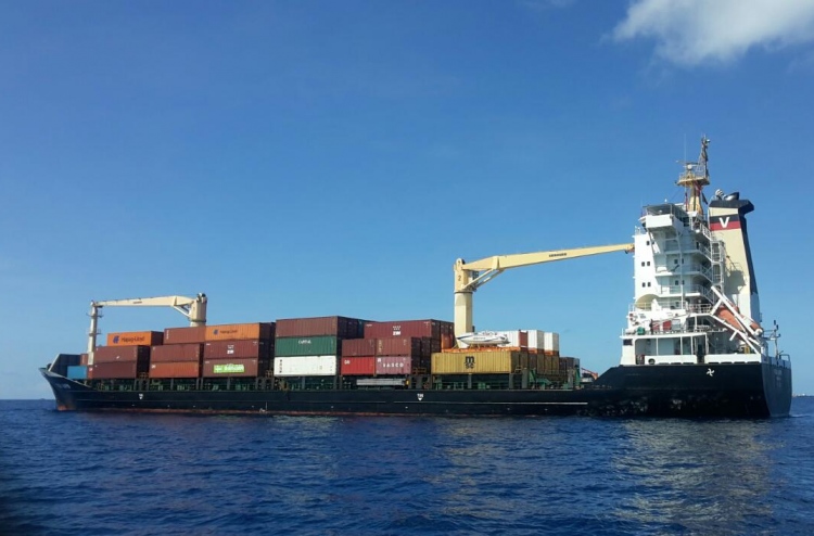 އެއް ފަހަރާ އެންމެ ގިނަ މުދާ ގެނައުމުގެ ރެކޯޑް ލިލީ