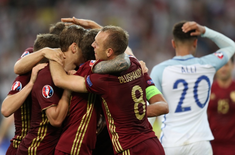 ފަހު ވަގުތު ރަޝިއާ އިން އިންގްލެންޑް ހިފަހައްޓައިފި