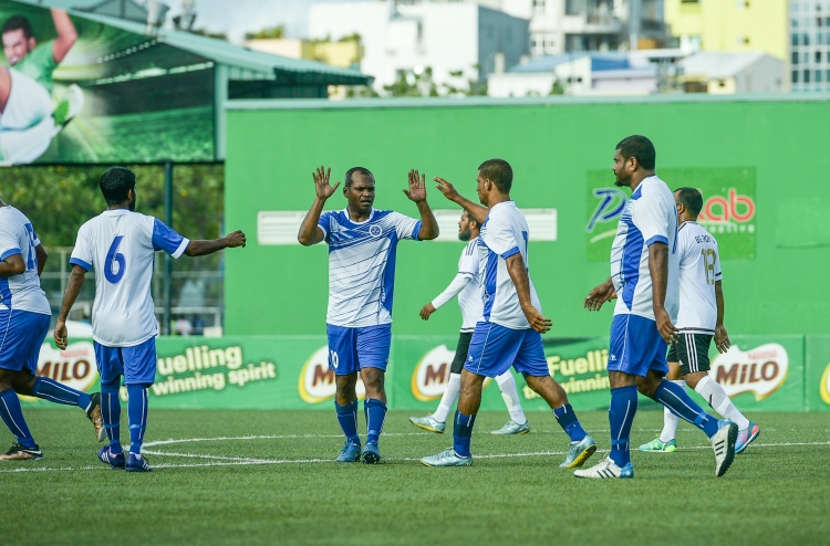 ވިކްޓަރީ އަތުން ނިއު އަށް މޮޅެއް