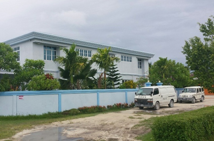 ގެއަކަށް ވަދެ ބެހެން އުޅުނު ބަޔަކު ހައްޔަރުކޮށްފި