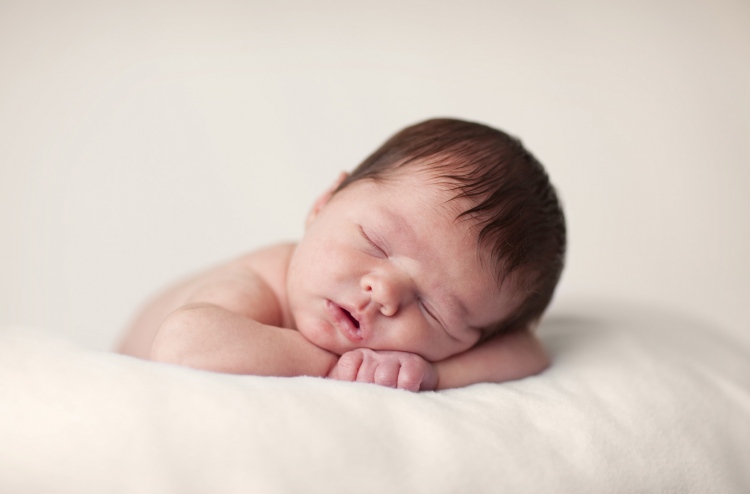 ކުޑަކުދިން ކިހާއިރަކު ނިދަންޖެހޭ؟