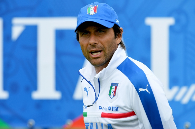 ކޮންޓޭ އަށް އިޓަލީގެ ކޯޗުކަން ދެނީ؟