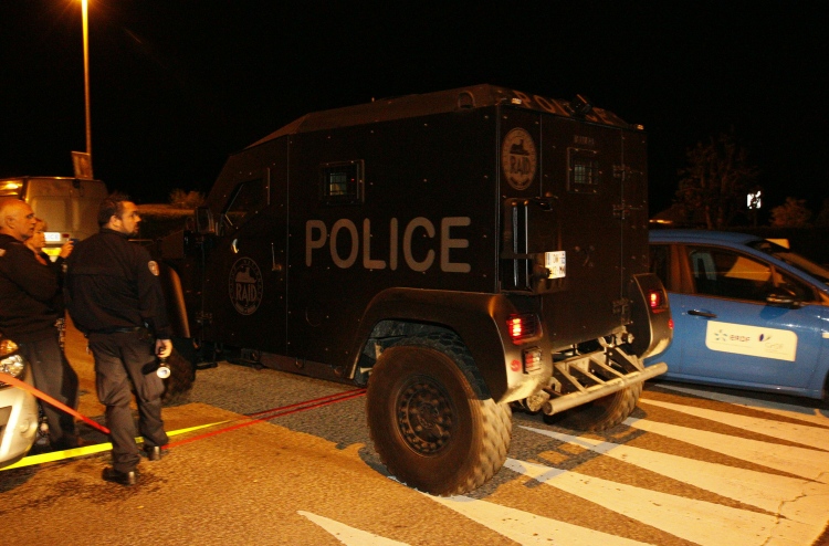 ފްރާންސް ޕޮލިހެއް އައިއެސް އިން މަރާލުމަކީ ޓެރަރިޒަމް