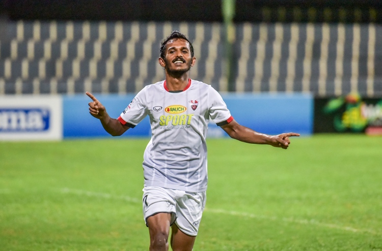 ސެންޓޭގެ ހެޓްރިކުން ޓީސީ ތިން ވަނަ އަށް